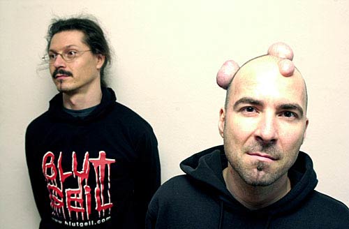Seelenlos & Ärger http://www.ssi-media.com/pigbrother/pic/PigB_Portrait.jpg